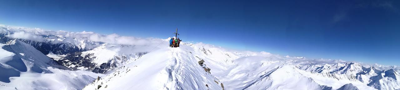 Отель Alpengasthof Lucknerhaus Кальс-ам-Гросглоккнер Экстерьер фото
