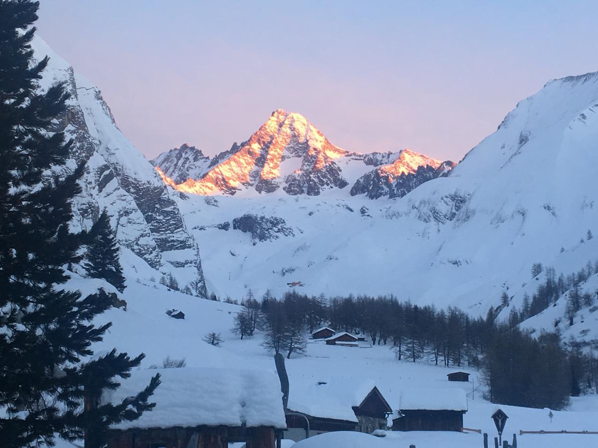 Отель Alpengasthof Lucknerhaus Кальс-ам-Гросглоккнер Экстерьер фото